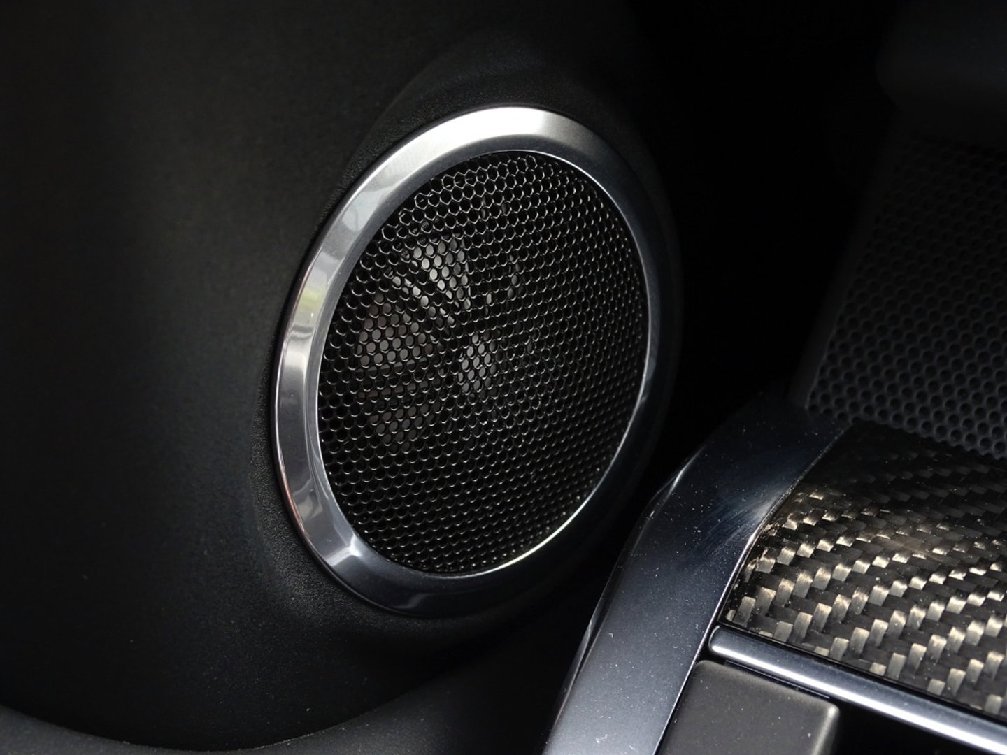 Land Rover Range Rover Sport 5.0 V8 576PK SC SVR SVO / Quicksilver RVS / Alcantara / carbon
