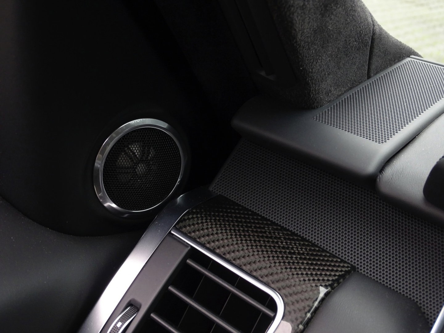 Land Rover Range Rover Sport 5.0 V8 576PK SC SVR SVO / Quicksilver RVS / Alcantara / carbon
