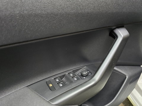 Volkswagen Polo 1.0 TSI Life FL VCP Navi Carplay LED Cruise Airco LM
