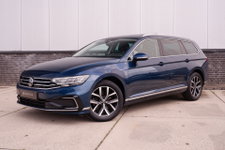 Volkswagen Passat - Variant 1.4 TSI PHEV GTE Business | Pano | Elek. Trekhaak | Camera | Carplay | Navi | LED