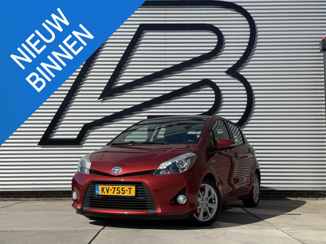 Toyota Yaris - 1.5 Full Hybrid Dynamic 1e Eigenaar|Navi|Pano|Camera|Clima|Cruise|Stoelverwarming|Dealer Onderhouden|LM Velgen|APK tot 12-2026