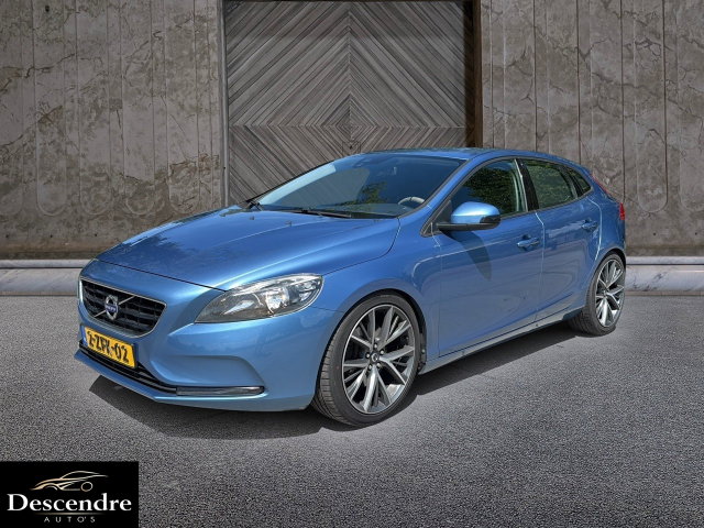 Volvo V40 - 2.0 D4 R-Design Business