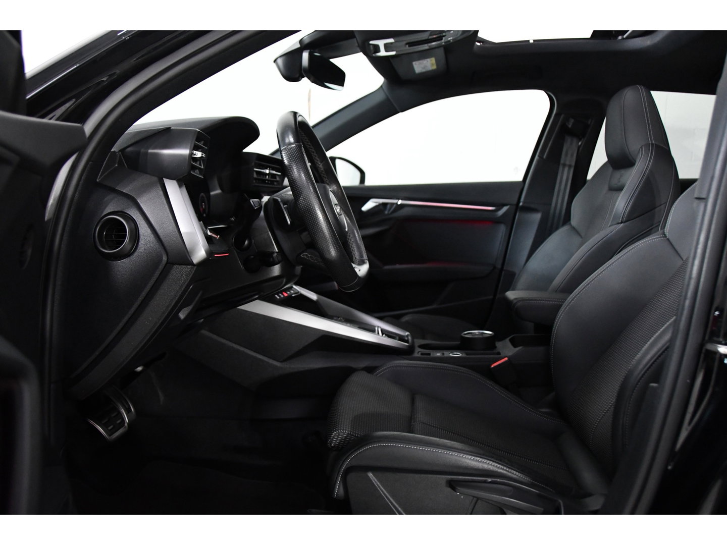 Audi A3 SPORTBACK 35 TFSI 3x S-line edition, Pano, B&O, Cam