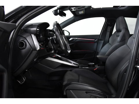 Audi A3 SPORTBACK 35 TFSI 3x S-line edition, Pano, B&O, Cam