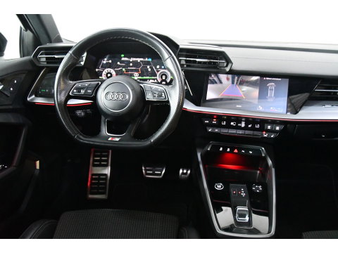 Audi A3 SPORTBACK 35 TFSI 3x S-line edition, Pano, B&O, Cam
