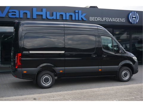 Mercedes-Benz Sprinter 317CDI Pro L2H2 BPM VRIJ!! 10.25" Mbux Cam, Gev. Stoel, 3.5T Trekgewicht, LED!! NR. A720*