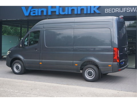 Mercedes-Benz Sprinter 317CDI Pro L2H2 BPM VRIJ!! 10.25" Mbux Cam, Gev. Stoel, 3.5T Trekgewicht, LED!! NR. A186*