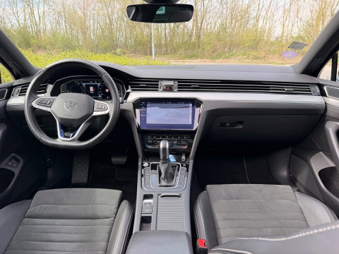 Volkswagen Passat Variant 1.4 TSI PHEV GTE PANO/DAK VIRTUAL COCKPIT LEER NAVI CAMERA IQ-MATRIX ELECTR-TREKHAAK