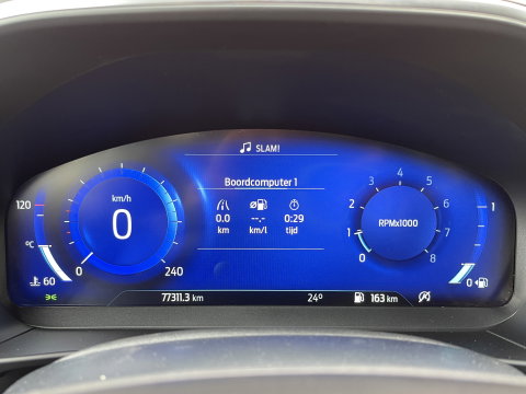 Ford FOCUS Wagon 1.0 EcoBoost Hybrid Active X Business | Apple Carplay | Rijmodus Regeling | Stoelverwarming | Stuurwielverwarming | Ford Pass Connect | DAB | Trekhaak | Isofix |