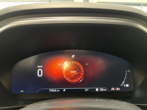 Ford FOCUS Wagon 1.0 EcoBoost Hybrid Active X Business | Apple Carplay | Rijmodus Regeling | Stoelverwarming | Stuurwielverwarming | Ford Pass Connect | DAB | Trekhaak | Isofix |