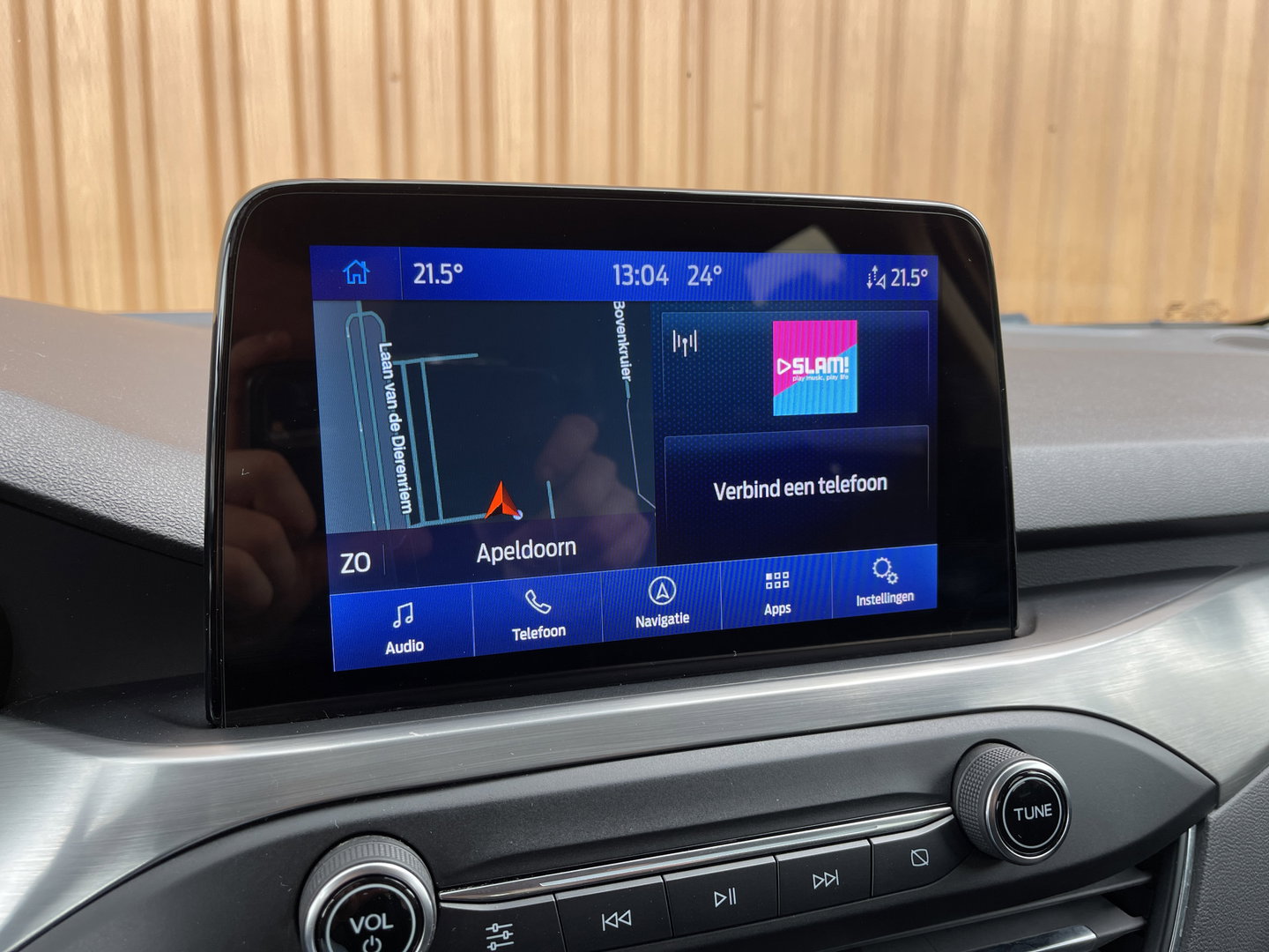 Ford FOCUS Wagon 1.0 EcoBoost Hybrid Active X Business | Apple Carplay | Rijmodus Regeling | Stoelverwarming | Stuurwielverwarming | Ford Pass Connect | DAB | Trekhaak | Isofix |