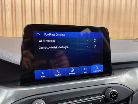 Ford FOCUS Wagon 1.0 EcoBoost Hybrid Active X Business | Apple Carplay | Rijmodus Regeling | Stoelverwarming | Stuurwielverwarming | Ford Pass Connect | DAB | Trekhaak | Isofix |
