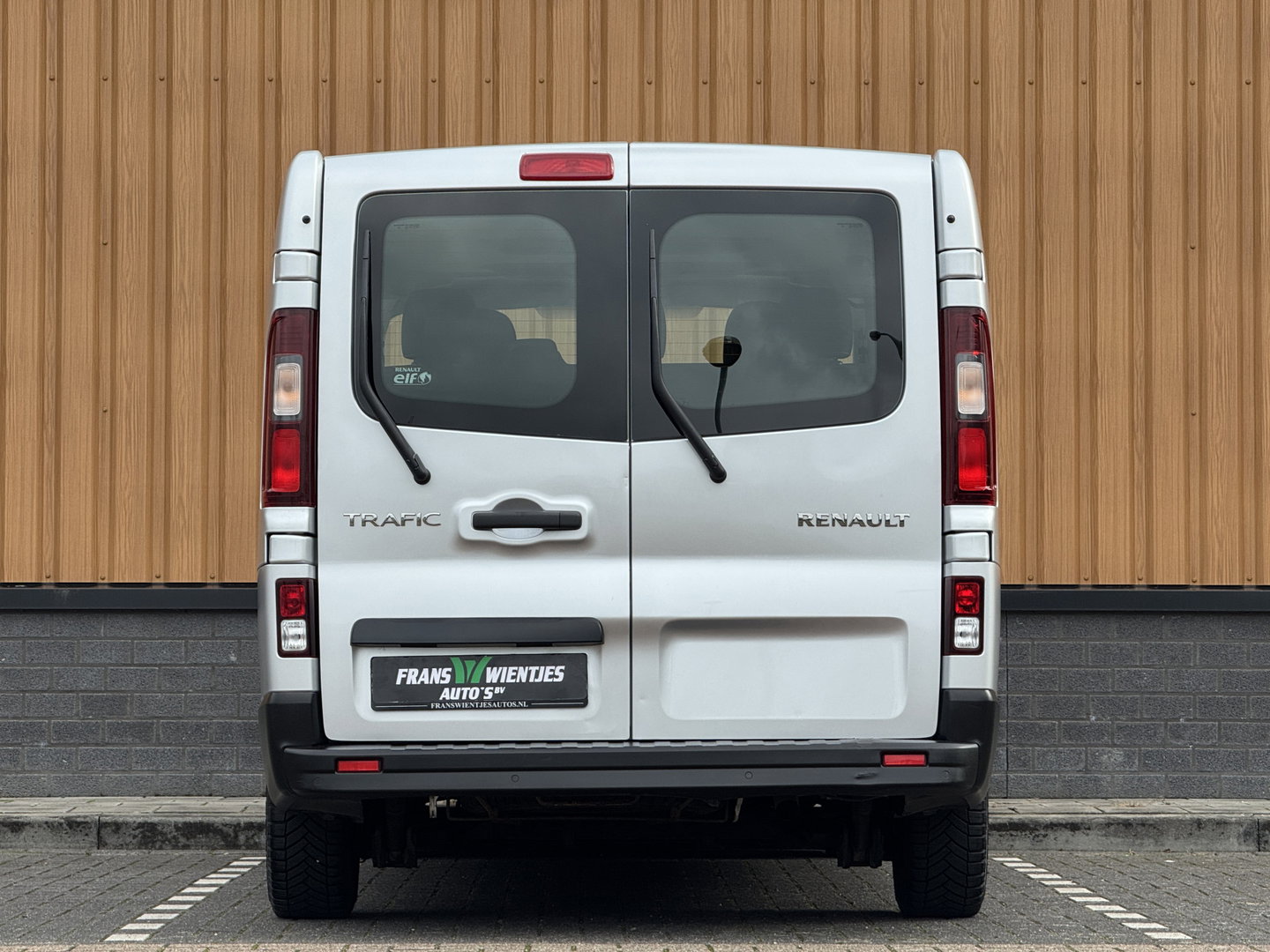Renault Trafic Passenger 1.6 dCi Grand Authentique Energy | Marge |  Airconditioning | Radio | Navigatie | Cruise Control | Bluetooth | Stop & Go | Multifunctioneel Stuurwiel |