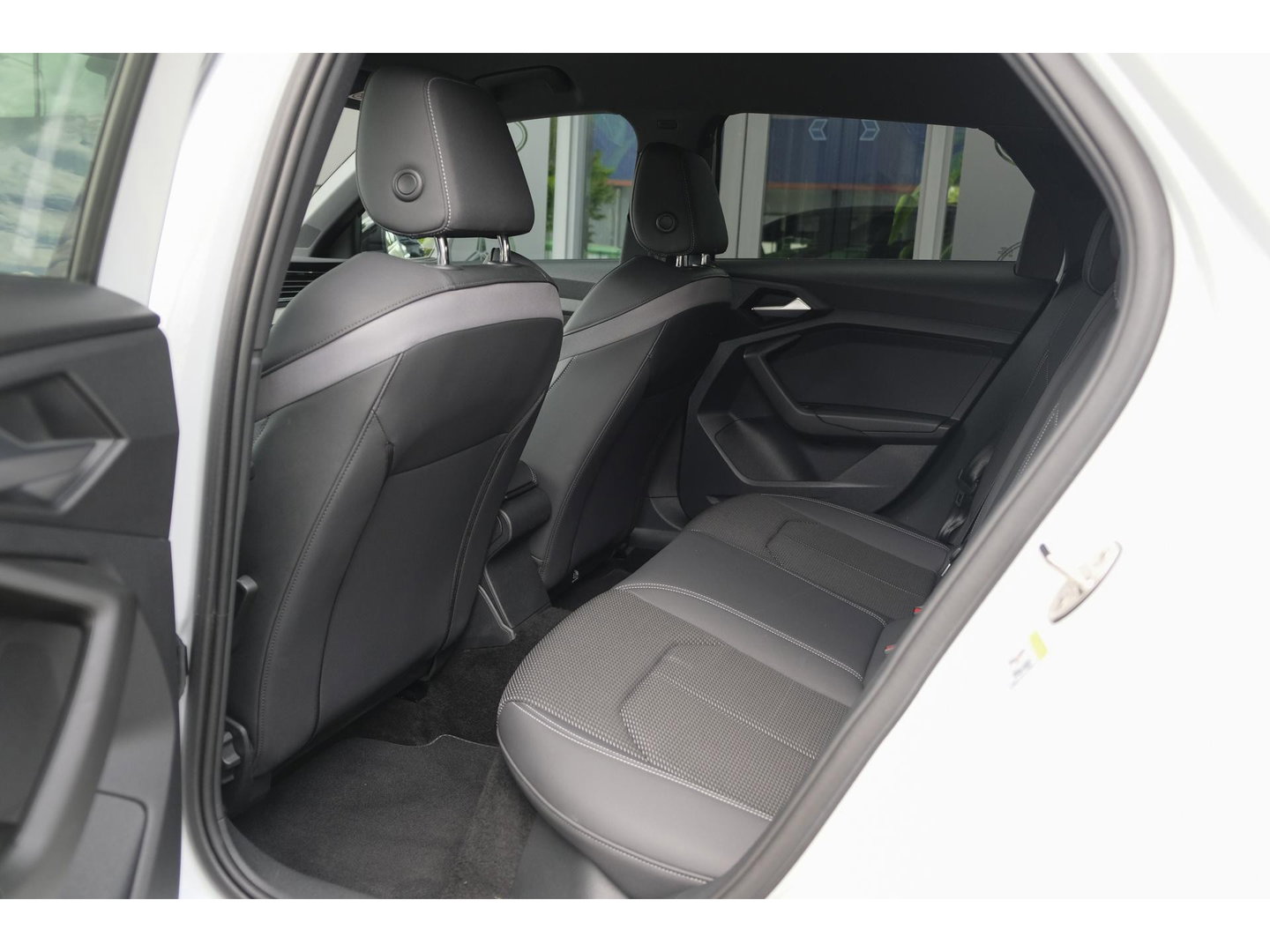 Audi A1 Sportback 35 TFSI 150pk S-line Dynamic pack Camera Virtual cockpit 18" LMV 1e eigenaar NLauto