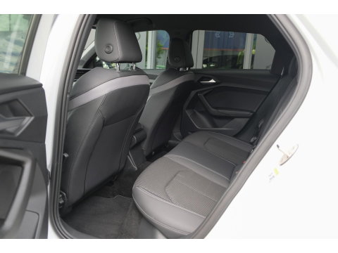 Audi A1 Sportback 35 TFSI 150pk S-line Dynamic pack Camera Virtual cockpit 18" LMV 1e eigenaar NLauto