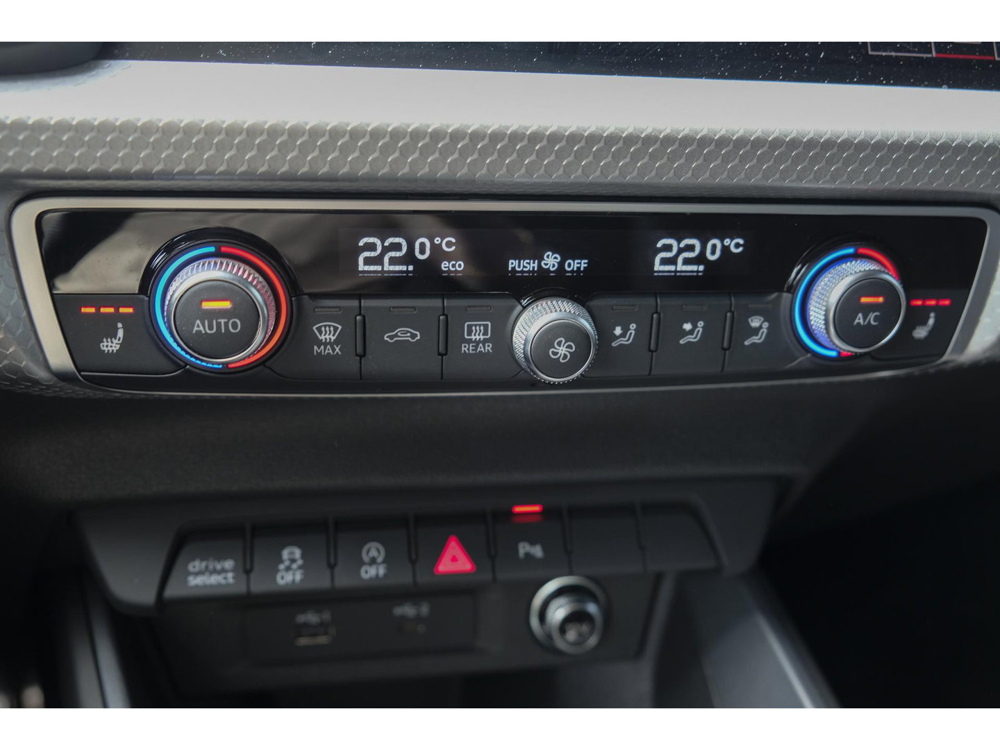 Audi A1 Sportback 35 TFSI 150pk S-line Dynamic pack Camera Virtual cockpit 18" LMV 1e eigenaar NLauto
