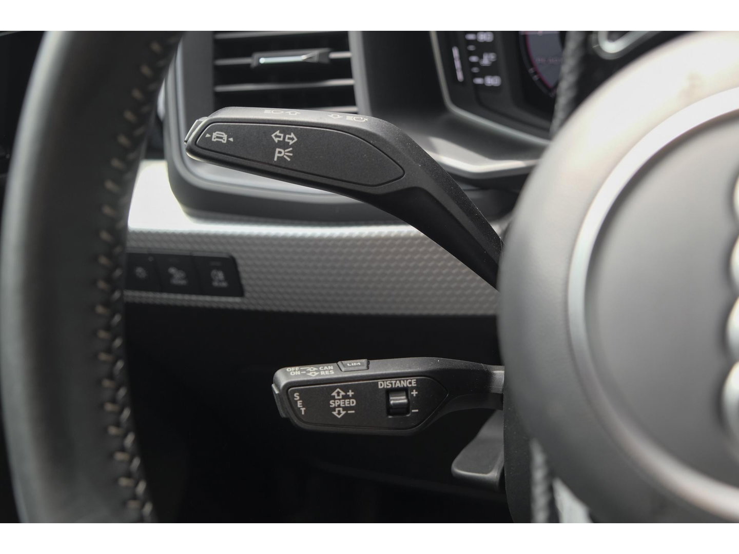 Audi A1 Sportback 35 TFSI 150pk S-line Dynamic pack Camera Virtual cockpit 18" LMV 1e eigenaar NLauto
