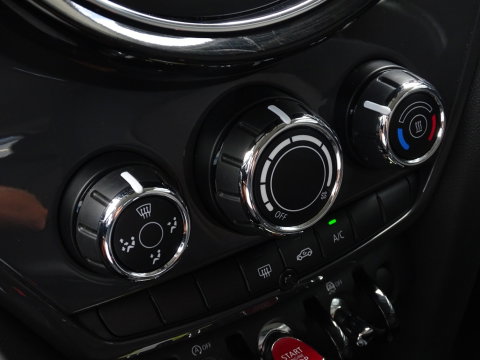 MINI Countryman 1.5 136PK Cooper / luxe pakket / LED *NAP*