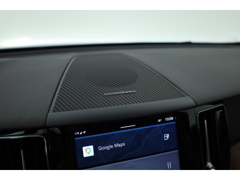 Volvo XC60 T6 Plug-in hybrid Plus Dark | SOH 99.6% | Pano | Stoelventilatie | 360cam | Memory Seats | H&K Audio | Stoel-Stuurverw. | Adapt. Cruise  x