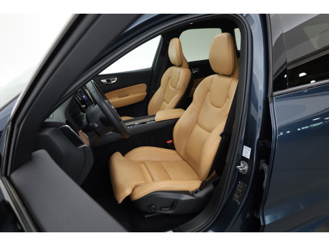 Volvo XC60 T6 Plug-in hybrid Plus Dark | SOH 99.6% | Pano | Stoelventilatie | 360cam | Memory Seats | H&K Audio | Stoel-Stuurverw. | Adapt. Cruise  x