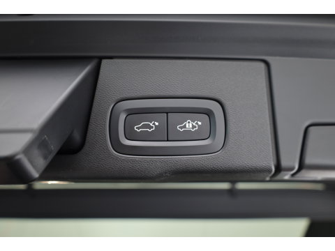Volvo XC60 T6 Plug-in hybrid Plus Dark | SOH 99.6% | Pano | Stoelventilatie | 360cam | Memory Seats | H&K Audio | Stoel-Stuurverw. | Adapt. Cruise  x