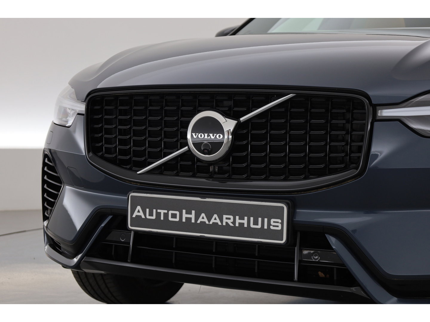 Volvo XC60 T6 Plug-in hybrid Plus Dark | SOH 99.6% | Pano | Stoelventilatie | 360cam | Memory Seats | H&K Audio | Stoel-Stuurverw. | Adapt. Cruise  x