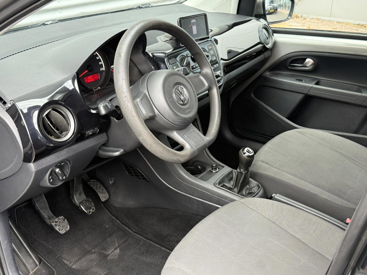 Volkswagen up!