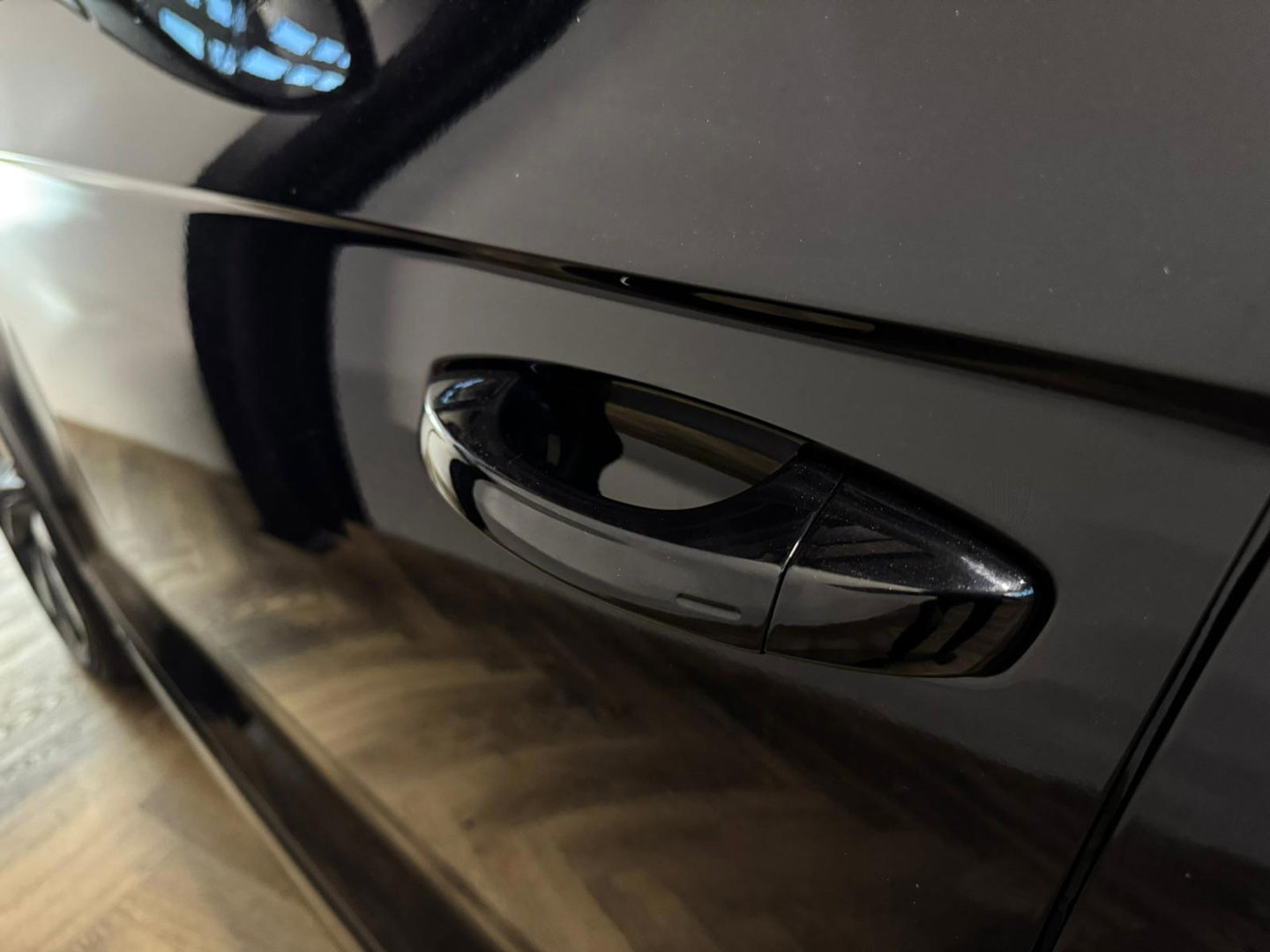 Volkswagen T-Roc 1.5 TSI R-Line Business PANO KEYLESS PDC CARPLAY