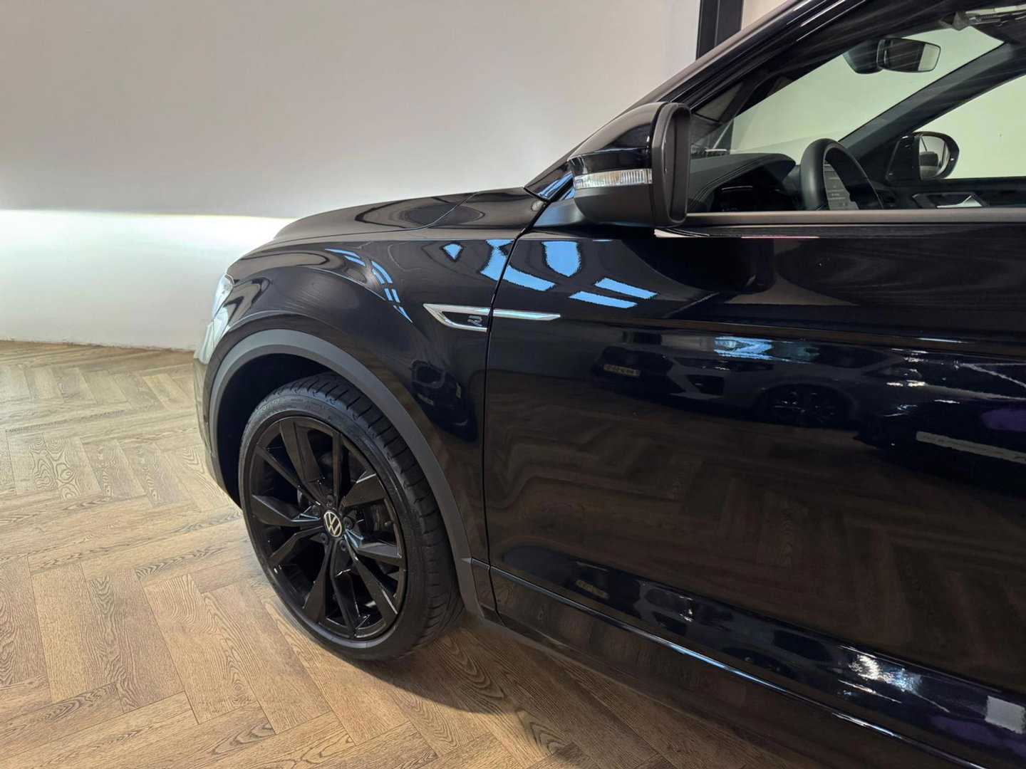 Volkswagen T-Roc 1.5 TSI R-Line Business PANO KEYLESS PDC CARPLAY