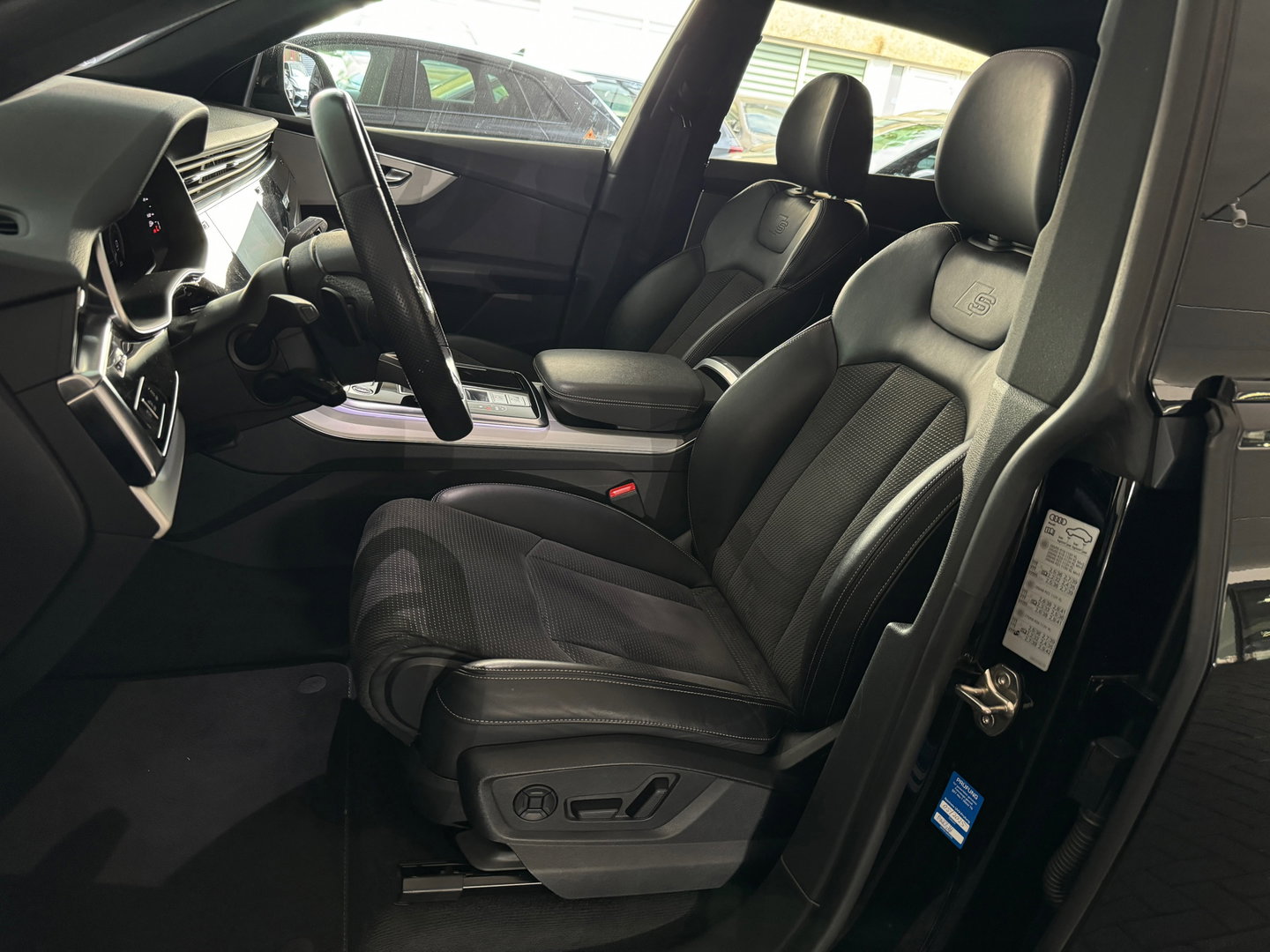 Audi Q8 55 TFSI e quattro Pro S Line Pano|B&O|Trekhaak|Maxton