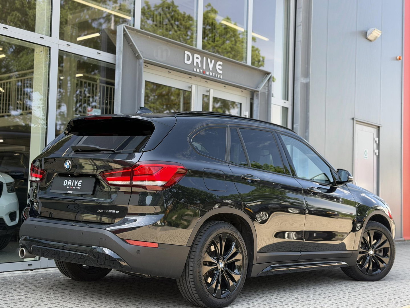 BMW X1 xDrive25e High Ex. Sportline Black ed. |Pano|Leer|HUD|Cam