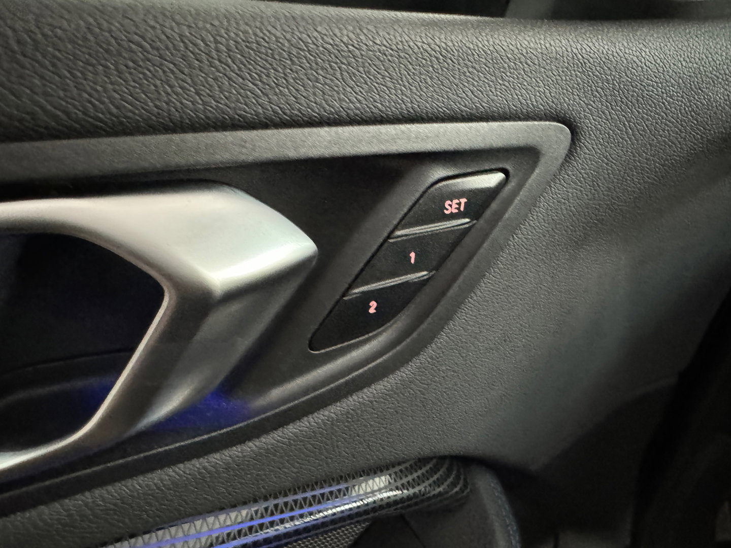 BMW 1-serie M135i xDrive Executive Pano|M Seat|Memory|HuD|HK