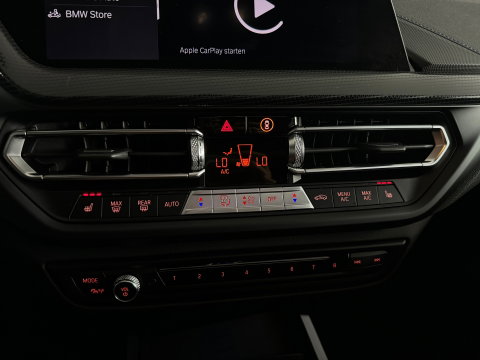 BMW 1-serie M135i xDrive Executive Pano|M Seat|Memory|HuD|HK