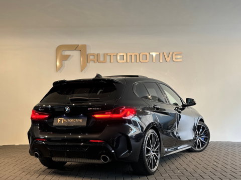 BMW 1-serie M135i xDrive Executive Pano|M Seat|Memory|HuD|HK