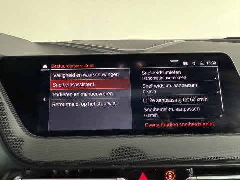 BMW 1-serie M135i xDrive Executive Pano|M Seat|Memory|HuD|HK
