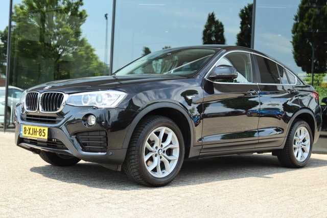 BMW X4 - XDRIVE20I EXECUTIVE AUT. | LEDER | HUD | ELEK. TREKHAAK | CAMERA | DODEHOEK