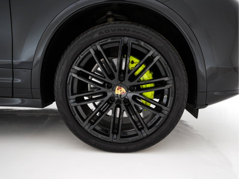 Porsche Cayenne 3.0 S E-Hybrid AWD (Plug-In) Aut. *PANO | LEATHER | XENON | MEMORY-PACK | NAVI-FULLMAP | HEATED-COMFORTSEATS | CAMERA | SHIFTPADDLES | PRIVACY-GLASS | ECC | PDC | CRUISE | TOWBAR | 21''ALU*