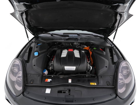 Porsche Cayenne 3.0 S E-Hybrid AWD (Plug-In) Aut. *PANO | LEATHER | XENON | MEMORY-PACK | NAVI-FULLMAP | HEATED-COMFORTSEATS | CAMERA | SHIFTPADDLES | PRIVACY-GLASS | ECC | PDC | CRUISE | TOWBAR | 21''ALU*