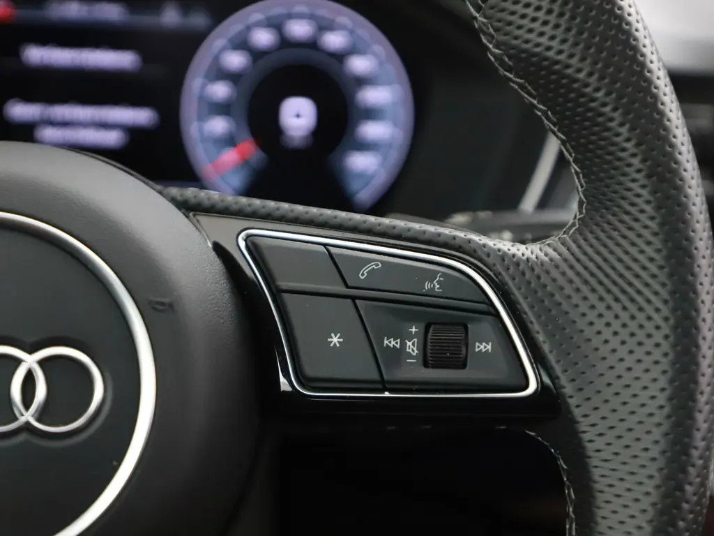 Audi A5 Sportback S-Line Black Edition Pano B&O Memory Virtual Trekh. NAP