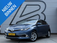 Toyota Auris - 1.8 Hybrid Executive 2e Eigenaar|Navi|Camera|Cruise|Clima|Stoelverw|PDC V+A|N.A.P|Nieuwe APK bij Aflevering