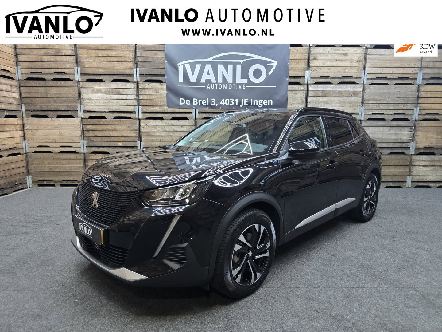Peugeot e-2008 EV Allure Pack 50 kWh Carplay PDC LED Cruise Trekhaak Camera 17"LM