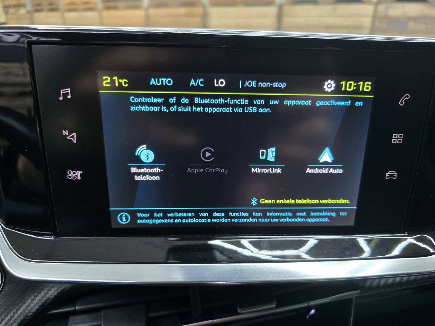 Peugeot e-2008 EV Allure Pack 50 kWh Carplay PDC LED Cruise Trekhaak Camera 17"LM