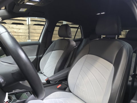 Volkswagen ID.3 Pro Business 59 kWh IQ FL Camera Sfeer PDC HUD El stoelen 18"LM