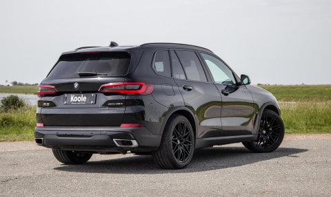 BMW X5 xDrive45e Executive CARPLAY / CAMERA / DEALER ONDERHOUDEN / LEER / STOELVERWARMING / BLACK ON BLACK