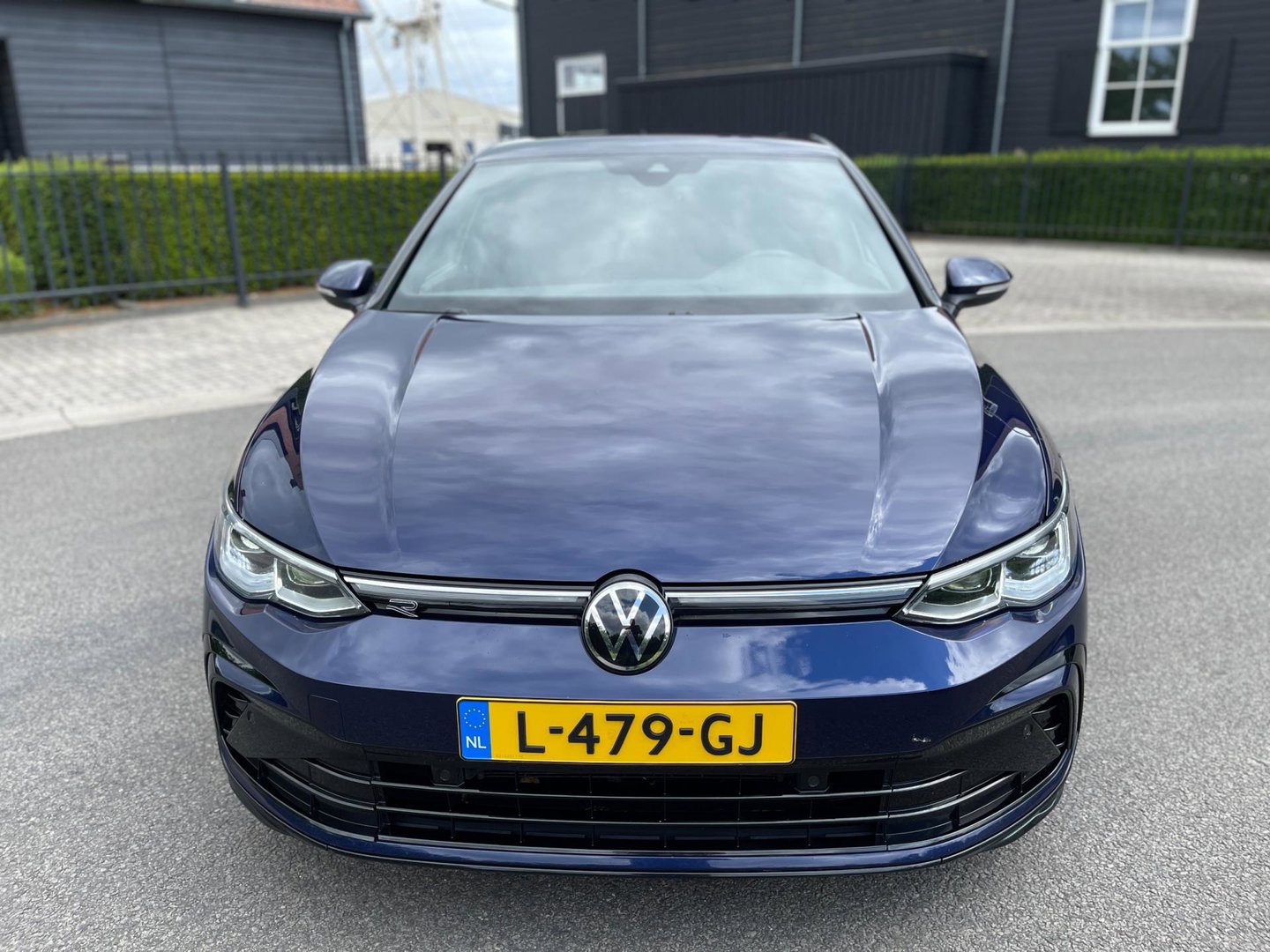 Volkswagen Golf 1.5 TSI R-Line Virtual Ambientlicht Camra IQ Light Matrix LED