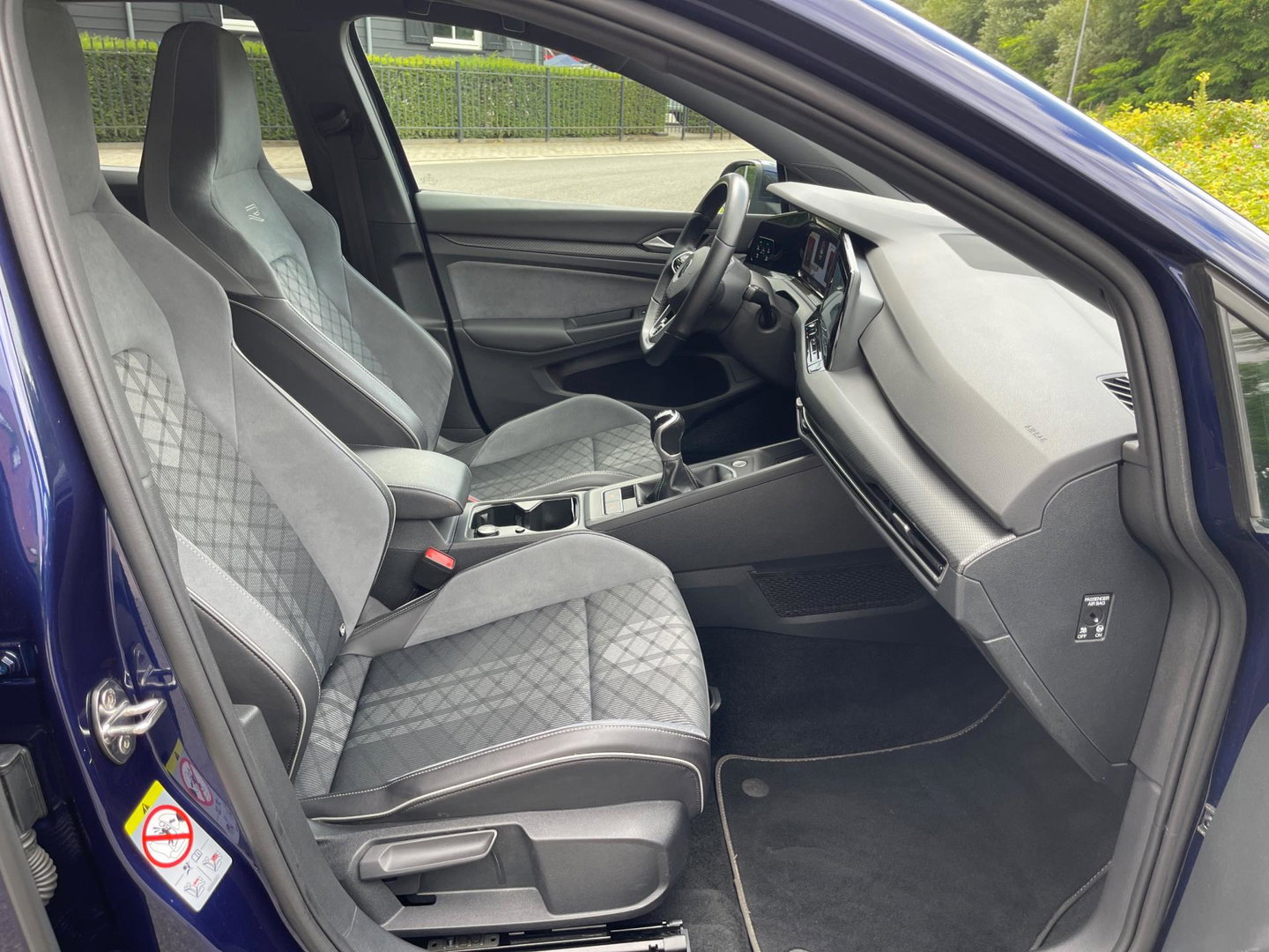 Volkswagen Golf 1.5 TSI R-Line Virtual Ambientlicht Camra IQ Light Matrix LED