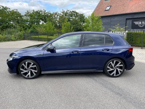 Volkswagen Golf 1.5 TSI R-Line Virtual Ambientlicht Camra IQ Light Matrix LED