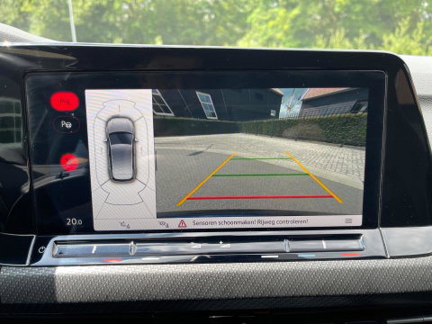 Volkswagen Golf 1.5 TSI R-Line Virtual Ambientlicht Camra IQ Light Matrix LED