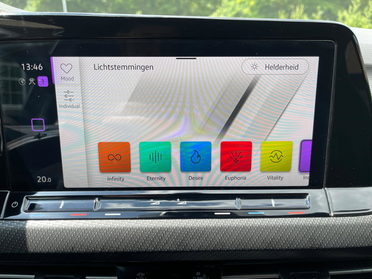 Volkswagen Golf 1.5 TSI R-Line Virtual Ambientlicht Camra IQ Light Matrix LED