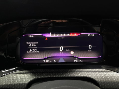 Volkswagen Golf 1.5 TSI R-Line Virtual Ambientlicht Camra IQ Light Matrix LED